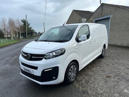 VAUXHALL VIVARO 1.5 Turbo D 2900 Sportive 