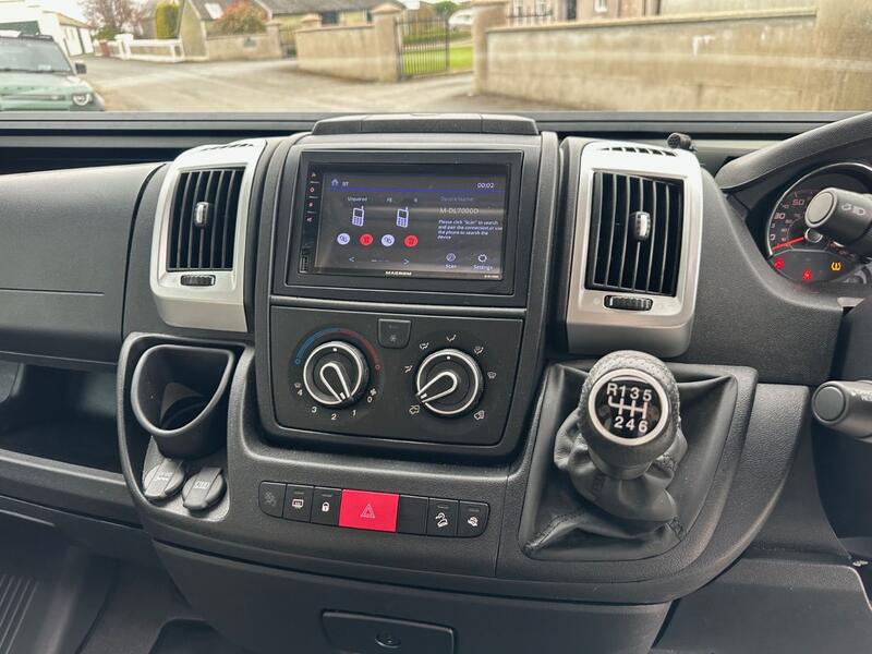 PEUGEOT BOXER