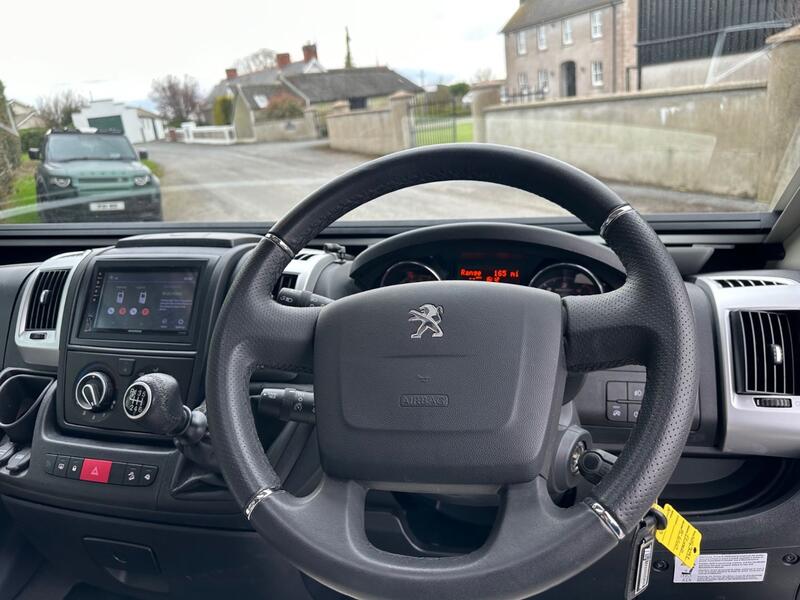 PEUGEOT BOXER
