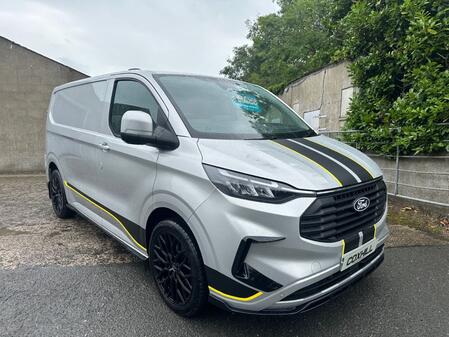 FORD TRANSIT CUSTOM 2.0 Transit Custom Limited Van 300 L1 2.0L EcoBlue 136PS FWD 6 Speed Manual