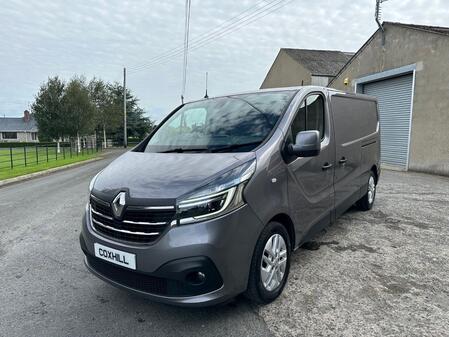 RENAULT TRAFIC 2.0 LL30 ENERGY dCi 120 Sport MY19